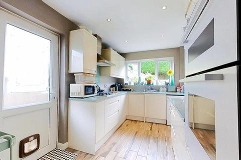 7 Crabb Tree Drive, Northampton, NN3 5DR