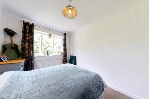 7 Crabb Tree Drive, Northampton, NN3 5DR