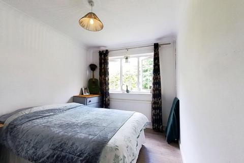 7 Crabb Tree Drive, Northampton, NN3 5DR