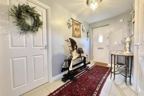 4 bedroom detached house for sale, Bradgate Close, Narborough LE19