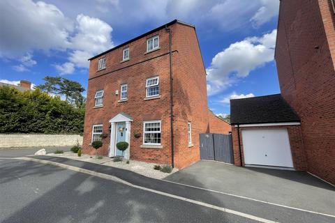 4 bedroom detached house for sale, Bradgate Close, Narborough LE19