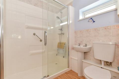 10 Angel Close, Basildon, SS16 4RF