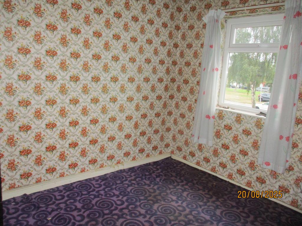 Second bedroom