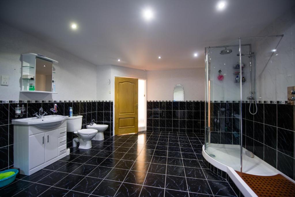 Hot Spa Room