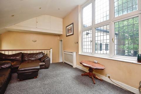 2 bedroom detached house for sale, Roxeth Hill, Harrow HA2
