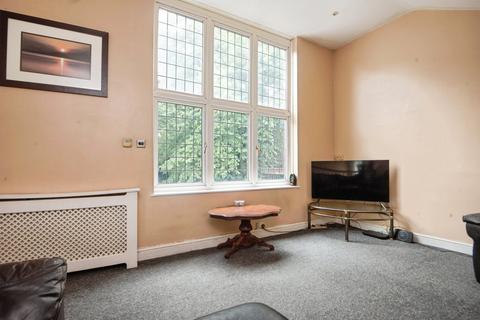 2 bedroom detached house for sale, Roxeth Hill, Harrow HA2