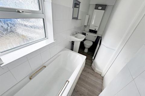 undefined, Welholme Road, Grimsby, N.E. Lincs, DN32 0NF