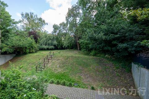 3 bedroom apartment for sale, Finchley Road, Hampstead, NW3