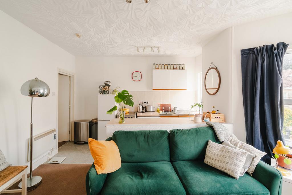 Top Floor Flat - Lounge