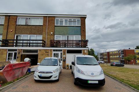 The Leadings, Wembley Park HA9