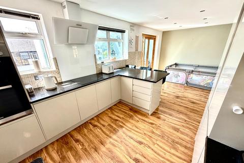 10 Trinity Meadows, Thurgoland, Sheffield, S35 7BZ
