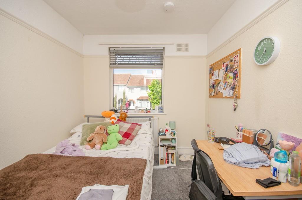 Bedroom 3.jpg