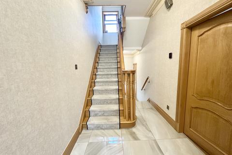 6 bedroom detached house for sale, Watling Street Road, Preston PR2