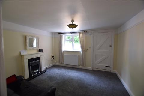 2 bedroom semi-detached house to rent, Aldershot Road, Fleet GU52