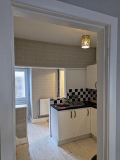 2 bedroom terraced house to rent, McKinnley Avenue, Hull, HU3