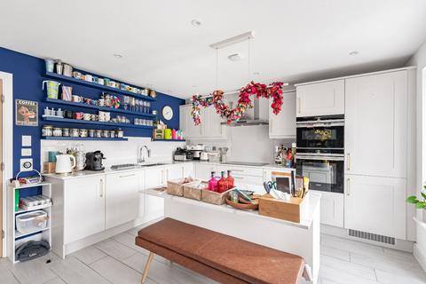 30 Heatherfields Way, Whitehill, Bordon, GU35 9DN