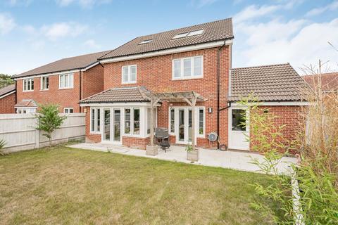 30 Heatherfields Way, Whitehill, Bordon, GU35 9DN