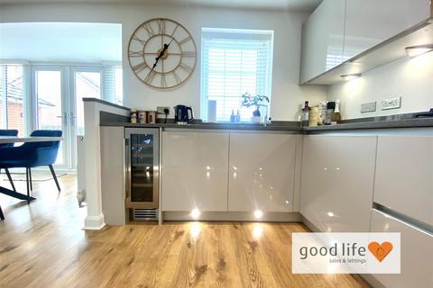 4 bedroom house for sale, Greenstem Way, Sunderland SR2