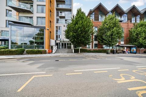 2 bedroom flat for sale, Newbury,  Berkshire,  RG14