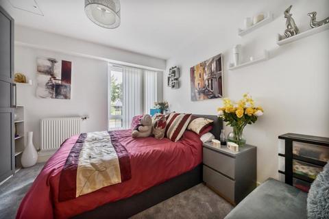 2 bedroom flat for sale, Newbury,  Berkshire,  RG14