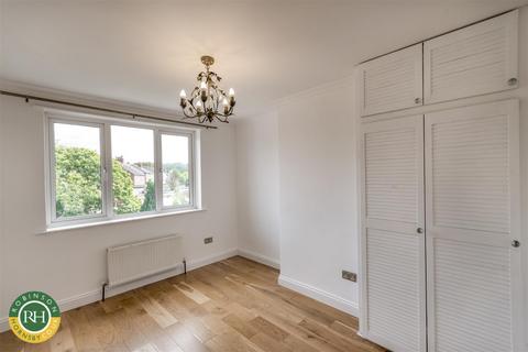 3 bedroom semi-detached house for sale, St. Hildas Road, Belle Vue, Doncaster