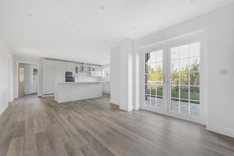 4 bedroom detached house for sale, The Chestnut at Autumn Fields, Upper Basildon, RG8 8JG