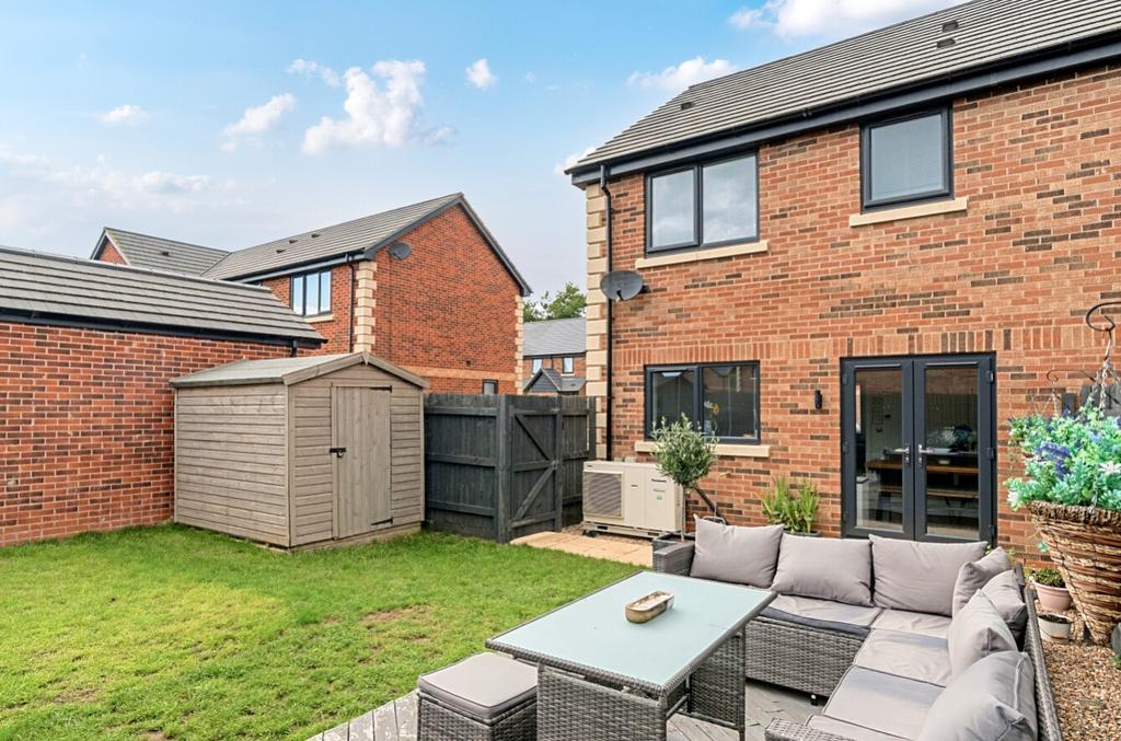 1330825-6-6887ffdec9e02