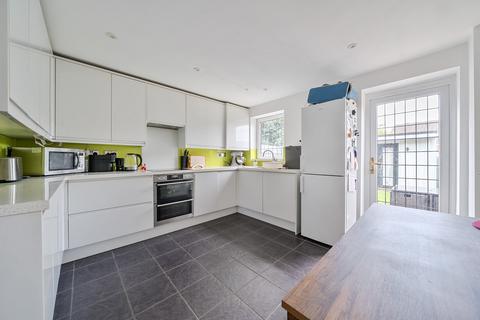24 Stanton Close, Orpington, BR5 4RN