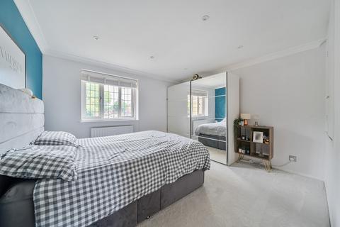 24 Stanton Close, Orpington, BR5 4RN