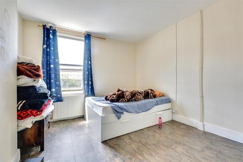 8 Worksop Road, Nottingham, NG3 2BA