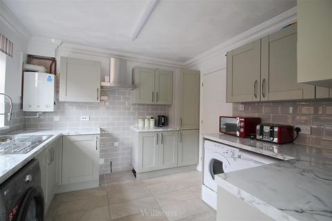3 bedroom detached bungalow for sale, Moss Drive, Skegness