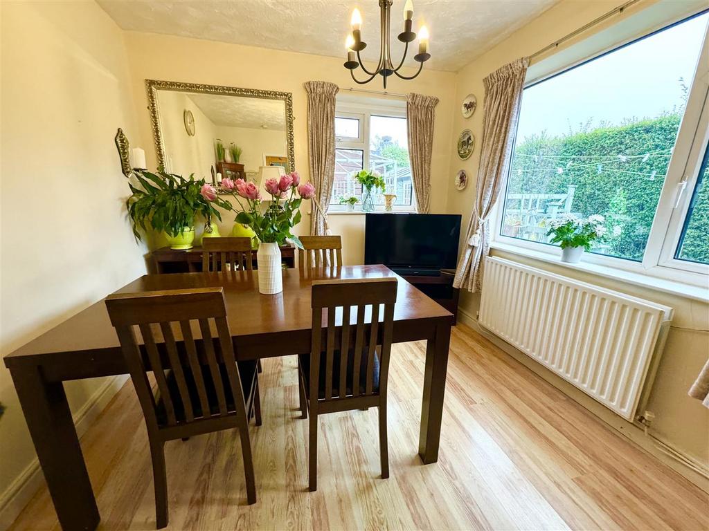 Dining Room 2.jpg