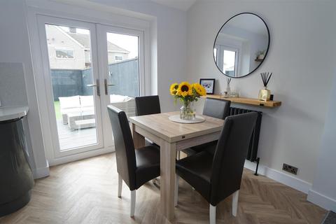 33 Kingsway, Bradford, BD2 1PL