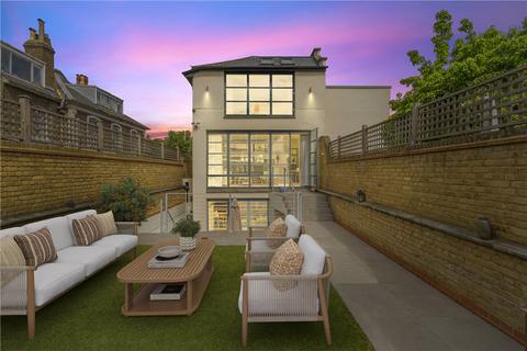 16 Wiseton Road, London, SW17 7EE