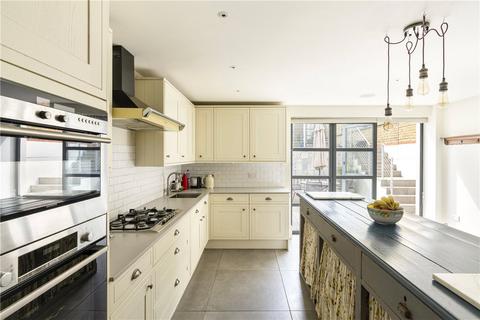 16 Wiseton Road, London, SW17 7EE
