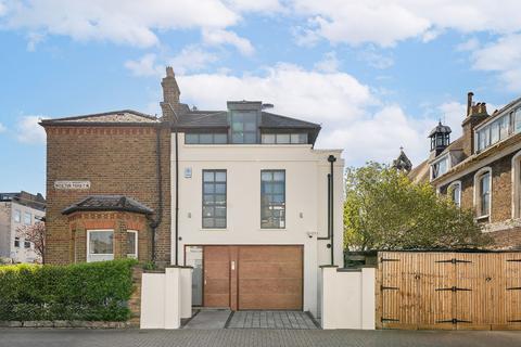 4 bedroom house for sale, Wiseton Road, South West London SW17