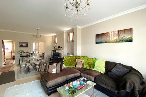 4 bedroom house for sale, Little Common Road, Bexhill-On-Sea