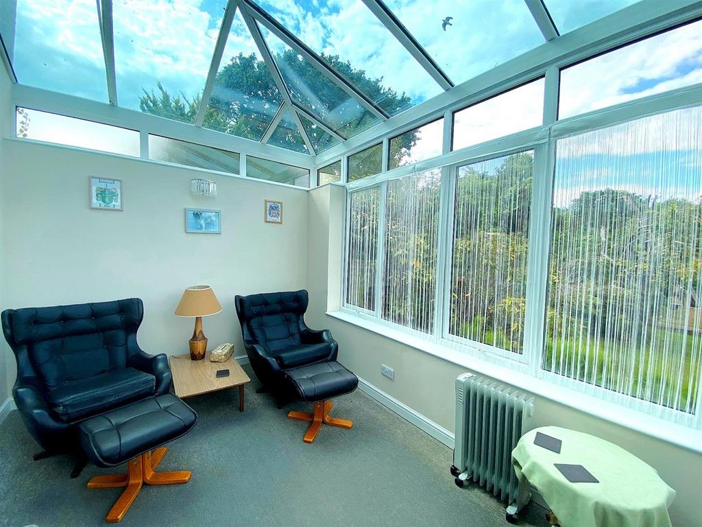 12 Little Common Rd - Conservatory.jpg
