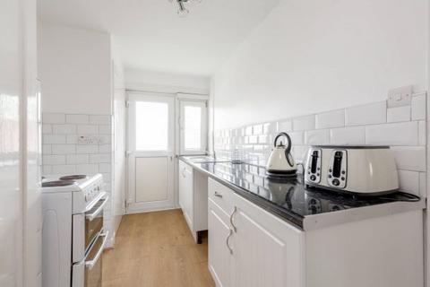1 bedroom flat to rent, 17, Ardshiel Avenue, Edinburgh, EH4 7HT