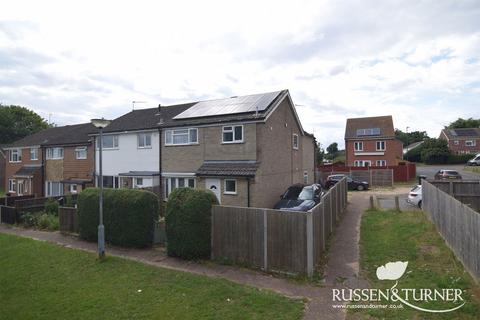 3 bedroom end of terrace house for sale, Eastfields, King's Lynn PE30
