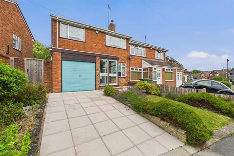 3 bedroom semi-detached house for sale, Broadway Avenue, Halesowen B63