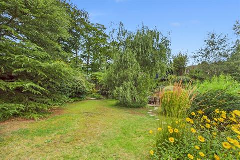Lowood Cottage Broadview Road, Lowestoft, NR32 3PL