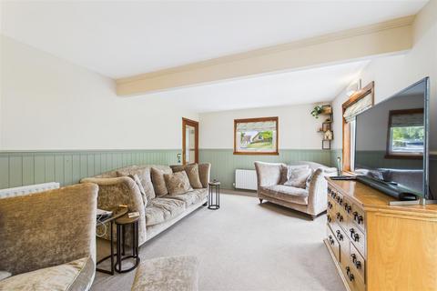 Lowood Cottage Broadview Road, Lowestoft, NR32 3PL