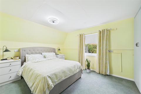 Lowood Cottage Broadview Road, Lowestoft, NR32 3PL