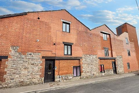 2 bedroom flat for sale, Chapel Street, Tiverton, EX16