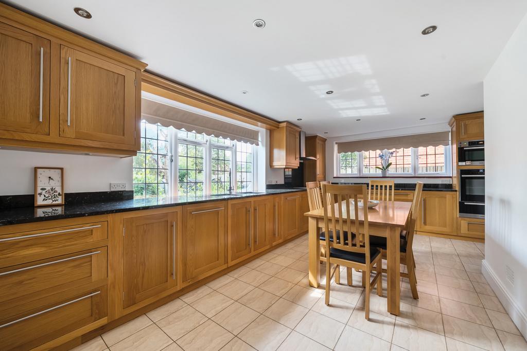 1316790-8-686429f...