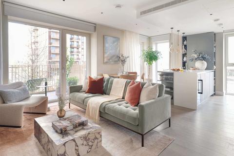 3 bedroom flat for sale, White City Living, 54 Wood Lane, London, W12