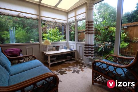103 Appletree Lane, Redditch, B97 6TS