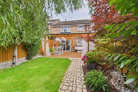 4 bedroom terraced house for sale, Egerton Road, Slough SL2