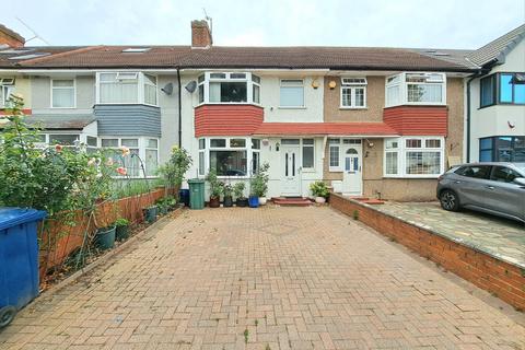 Keats Way, Greenford UB6